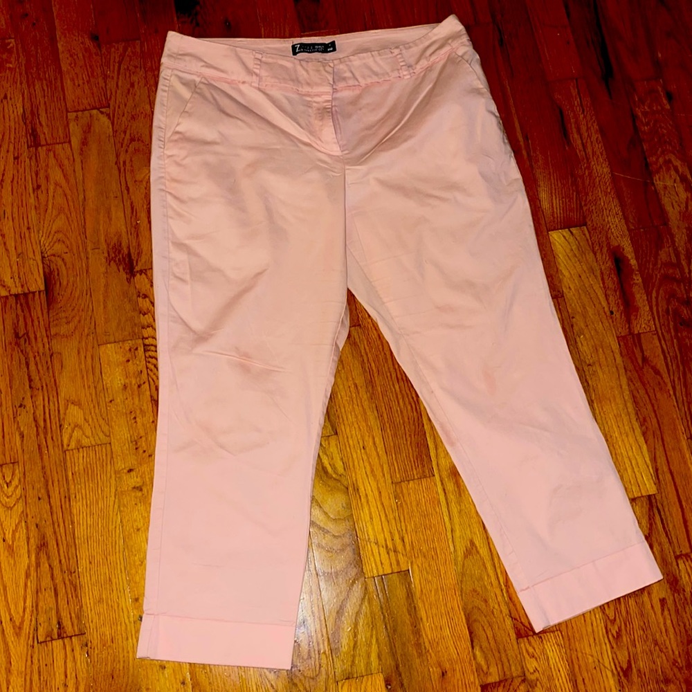 NY & Company 7th Ave Capri’s Pants- Blush Pink